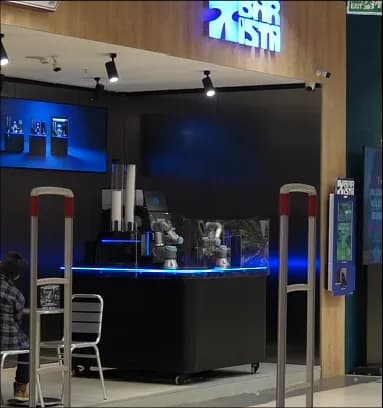 Bonheur by X Barista — CarrefourSA Metropol İstanbul'da robot barista kiosk